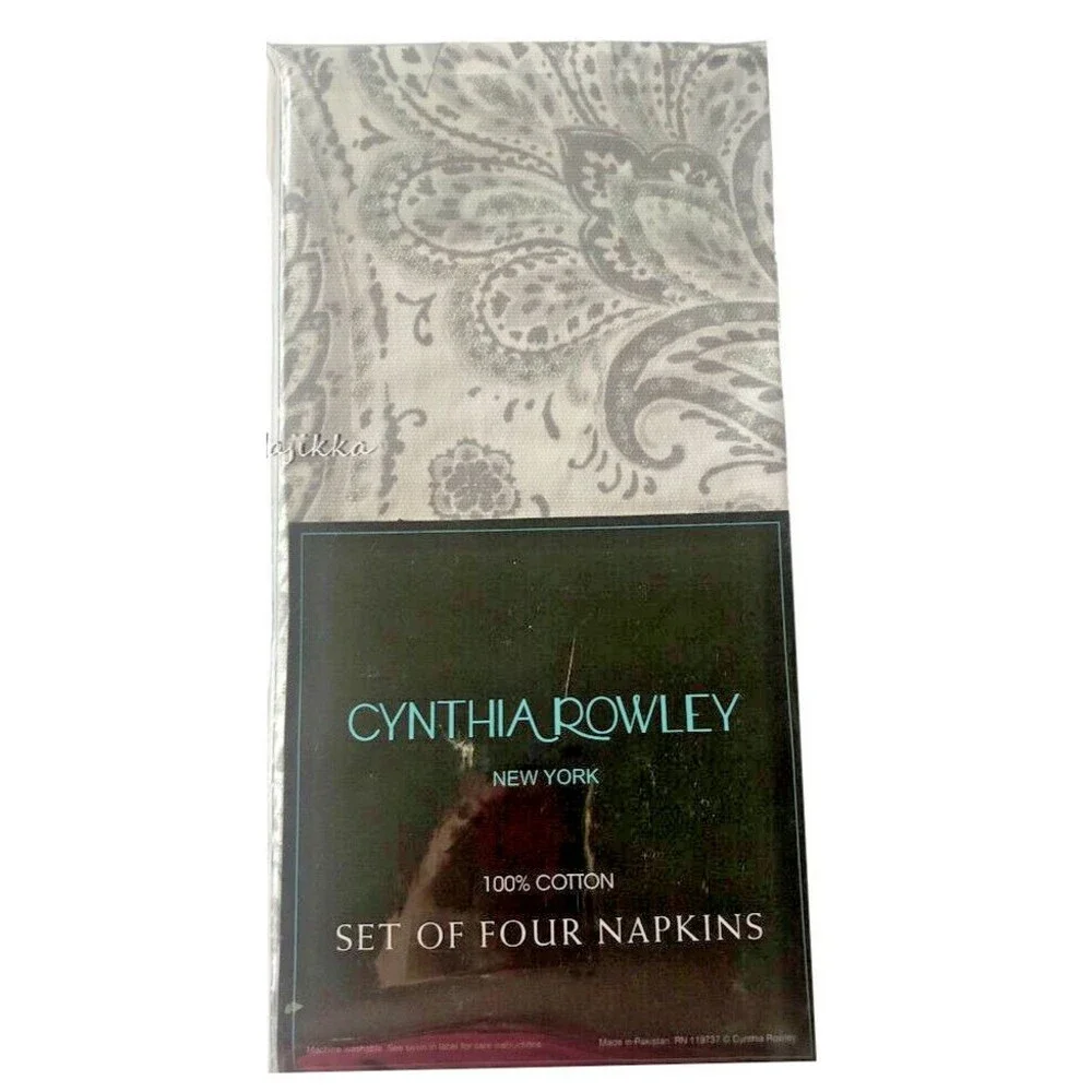 Cynthia Rowley Christmas Paisley Fabric Napkins Set of 4 Holiday Gray Silver